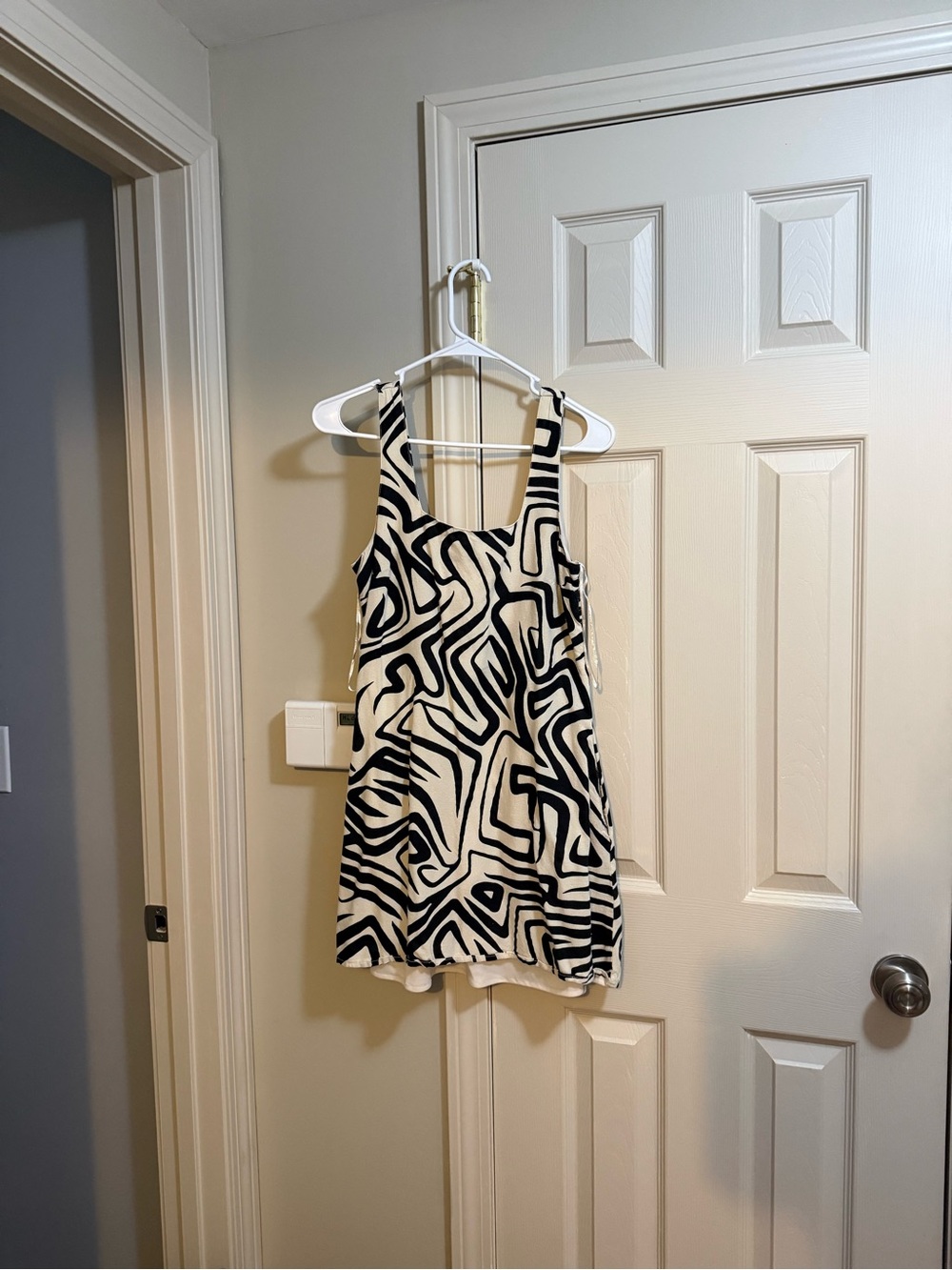 Cream & Black Abstract Pattern Dress